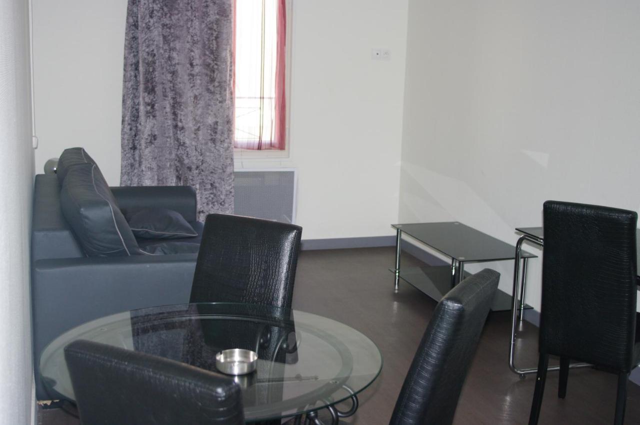 Residence D'Artagnan Montargis Buitenkant foto